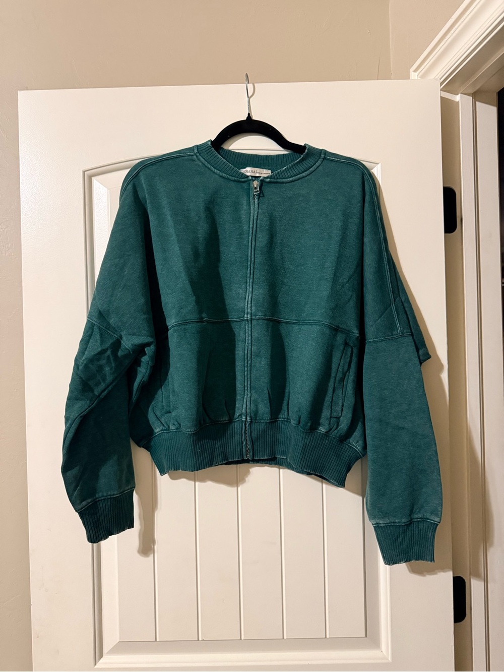 Zenana Women’s Green Zip-Front Bomber Jacket NWOT